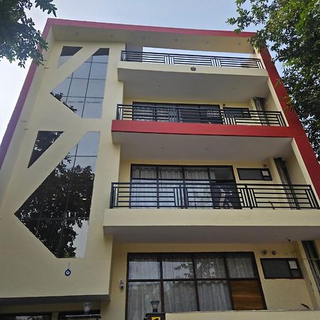 Bed and Breakfast Ashirwaad 249 Greater Noida Exterior foto