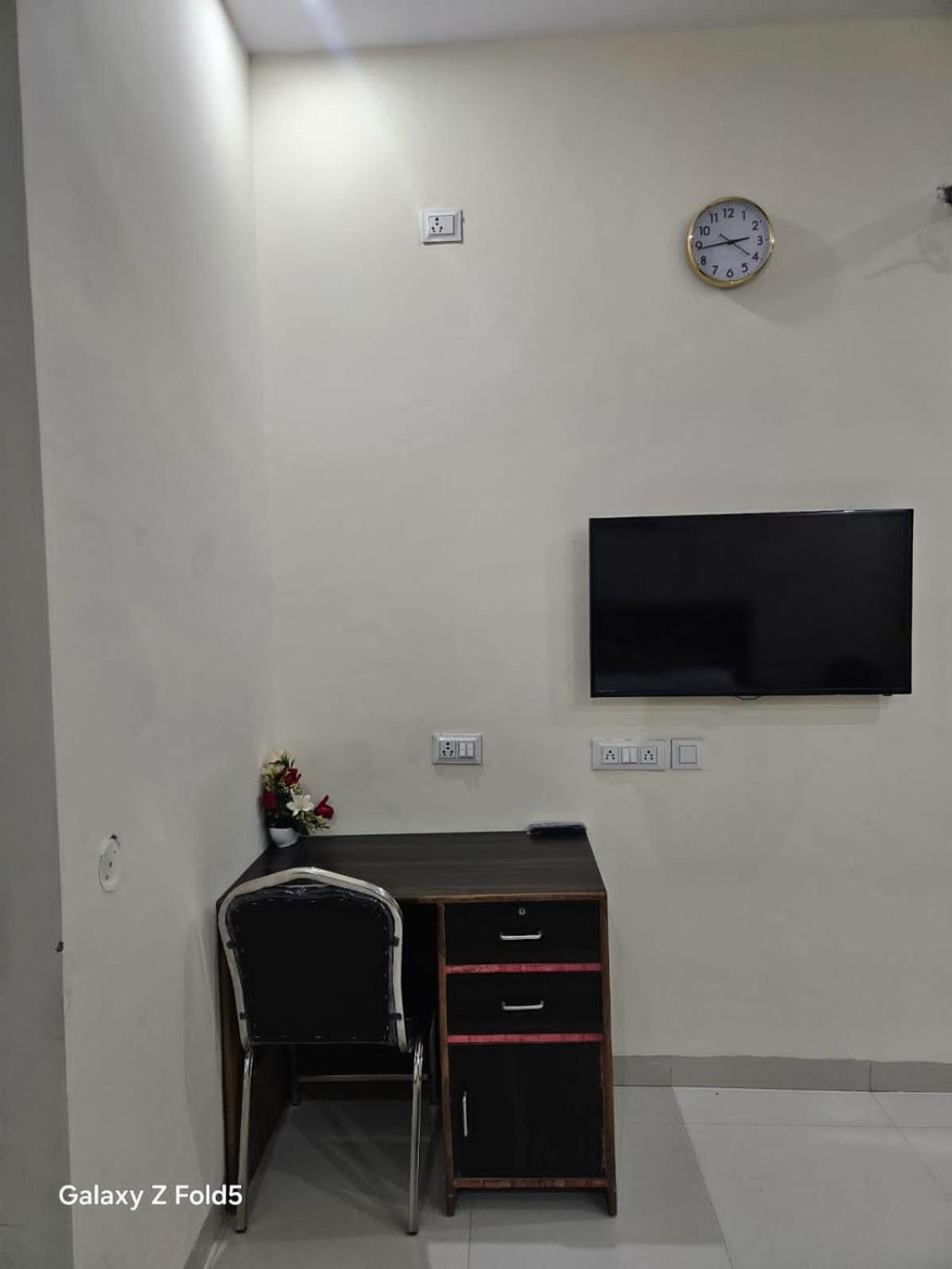 Bed and Breakfast Ashirwaad 249 Greater Noida Exterior foto