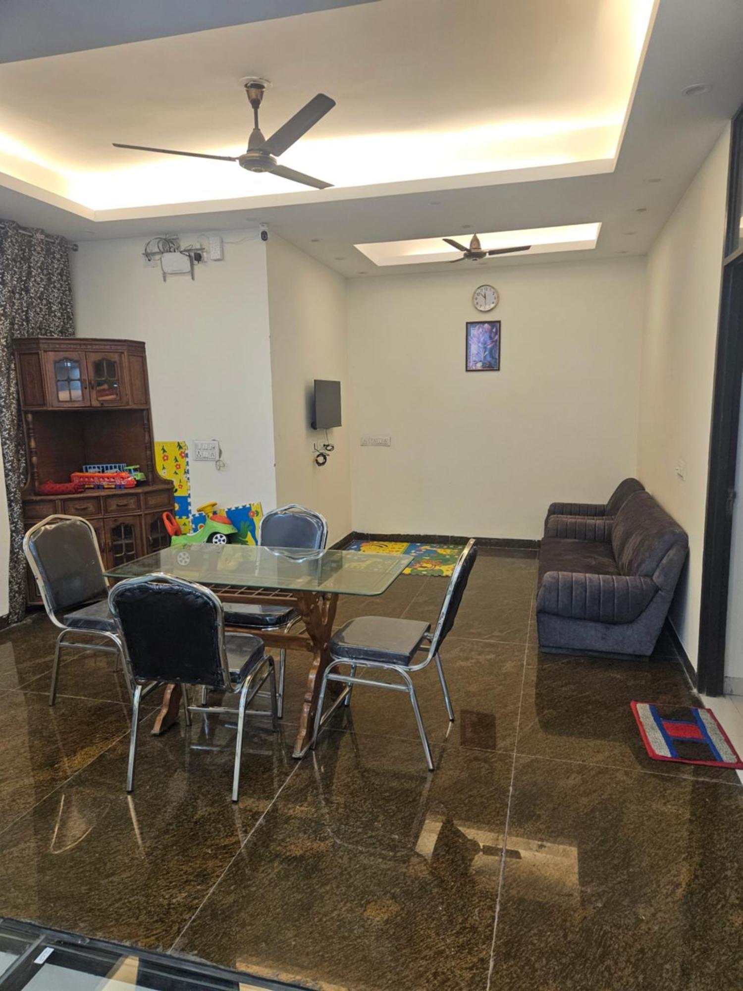 Bed and Breakfast Ashirwaad 249 Greater Noida Exterior foto
